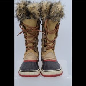 Sore, Joan Of Arc, yellow, faux lining size 8